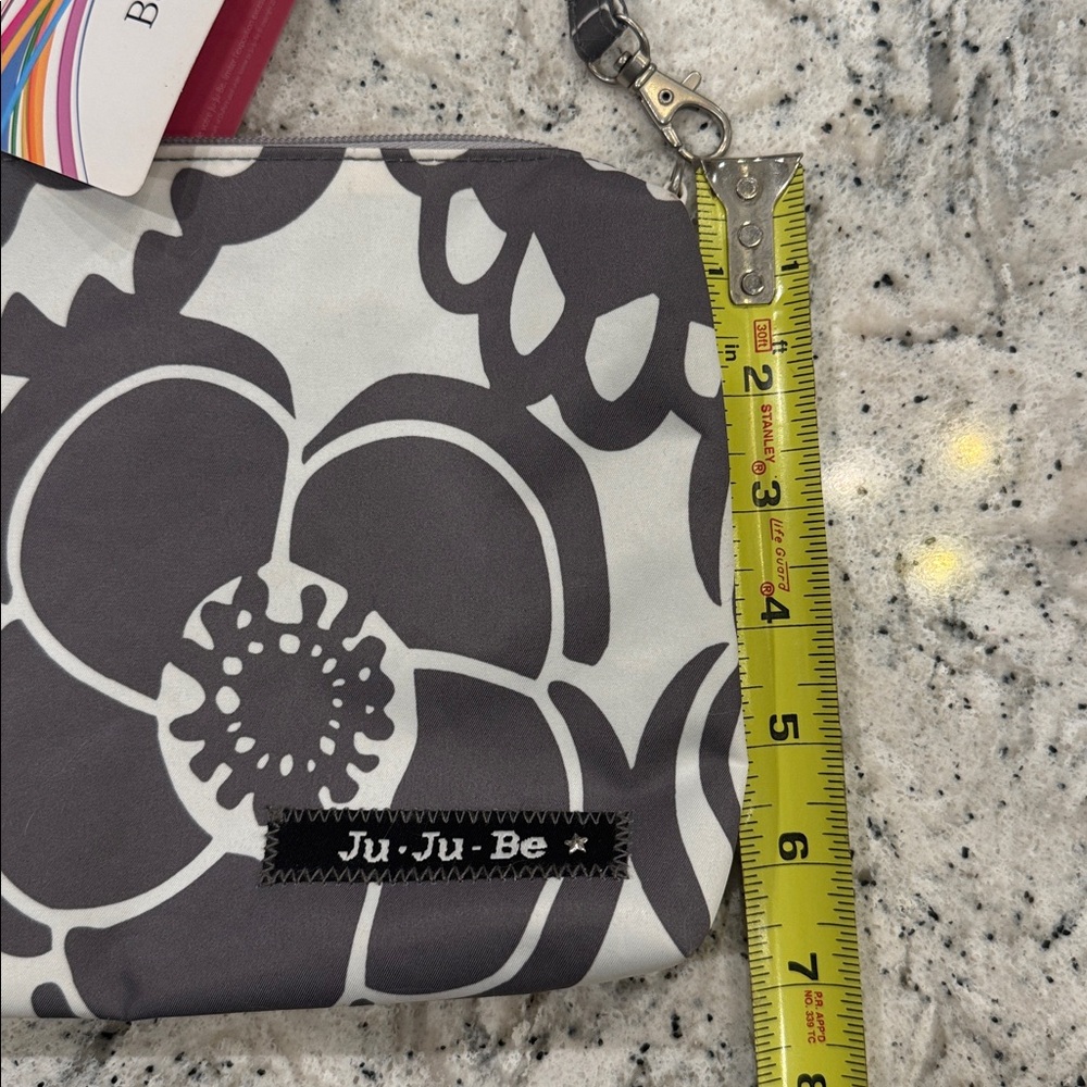 Ju-Ju-Be BeQuick Floral Clutch Accessory Bag Gray and White with Teal Interior - Picture 13 of 16